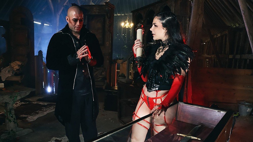 插入前先润一润，下面湿漉漉水声噗嗤响