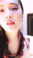 ROE261 巨乳人妻被小鲜肉诱惑 汗水直流疯狂性爱的日子