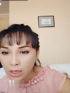 短發少婦女上位狂HIGH