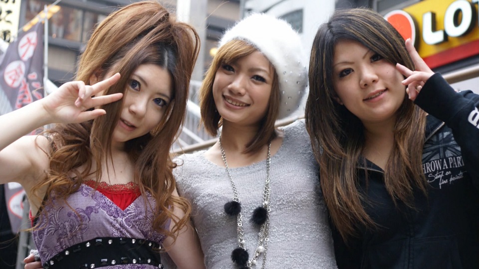 口辱 每次都用雞巴讓總是抱怨的吵鬧鄰居主婦閉嘴的口封穴交 一色桃子 ROE426