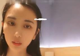 KTB109 在办公室被猥亵的时候也有感觉 整天被职场男人抚摸，准备自由发挥的纤细巨乳女孩【敏感白领雏 24岁】 似鸟雏