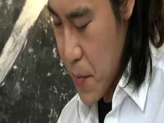 【章哥經典】讓騷母狗在落地窗前脫光對白有趣