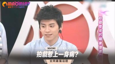 爆乳女神【夜色】奶大如球，骚舞甩奶起飞，道具自慰潮吹(11V)[MP4 3130MB]