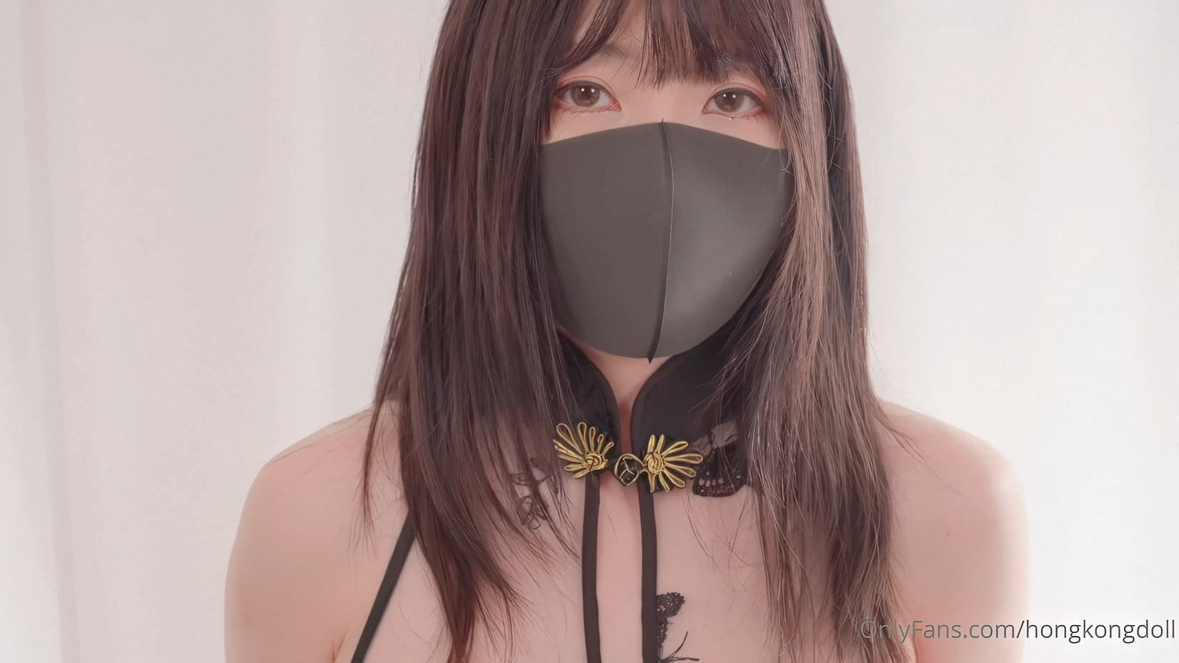 無碼 パイパン美人妻モロ中出しハメ撮り