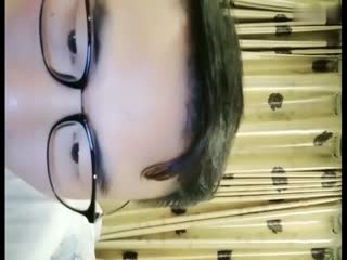 SONE878 少女的敏感像少女一样。像人妻一样淫乱。情人A，情人B，情人C 各种各样的男人从年轻人到中年男人都被迷住的不伦3交配东实果东実果东実果