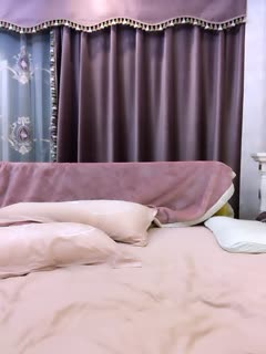 纯欲修女自慰喷潮 骑乘位狂摇爆操到高潮