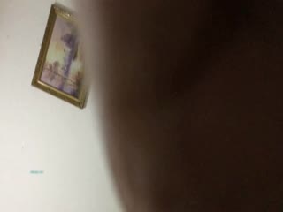 日本极品素人浴室私密视频！美乳嫩妹深情含肉棒 超强口技淫靡眼神 直男杀手级别！