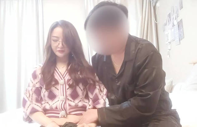 麻豆传媒映画x麻豆探花.MTH-0107.气质人妻成熟端庄.为人师婊浪荡妩媚